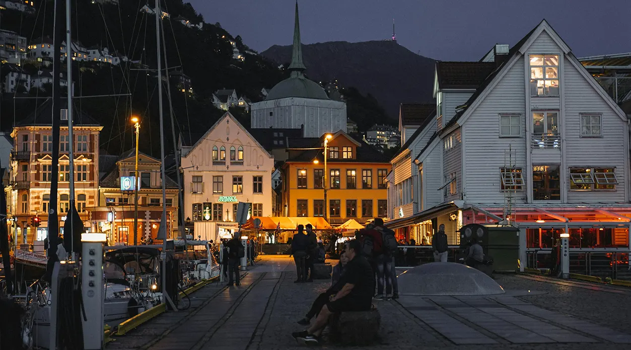 Luftfoto av Bergen sentrum – effektiv SEO Bergen for bedre synlighet på Google.